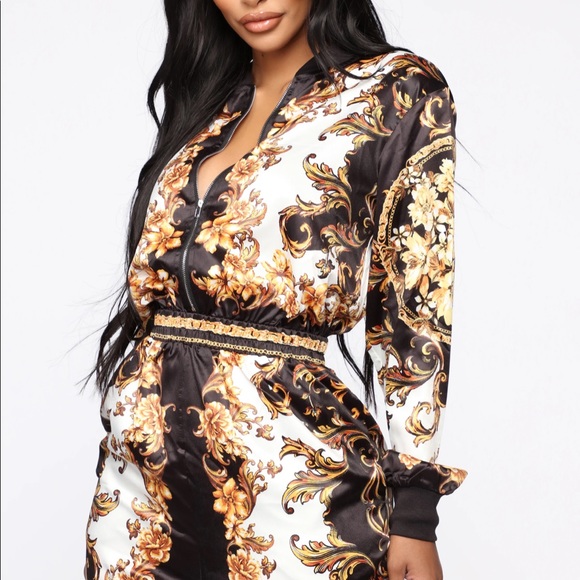 Black & Gold Fashion Nova Jumpsuit - Picture 5 of 7